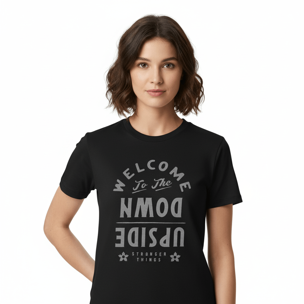 T-shirt Stranger Things - Look Upside Down pour femme, en coton noir avec texte 'Welcome to the Upside Down', coupe classique confortable.